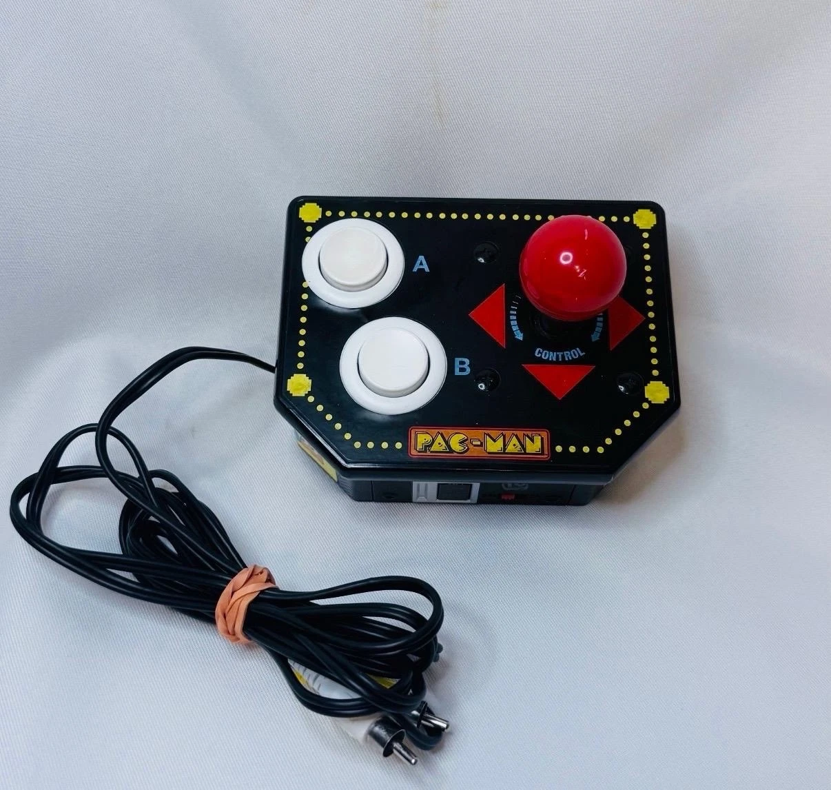 Jakks Pacific PAC-MAN Retro 12 in 1 Plug Play TV Games 2009 - Working