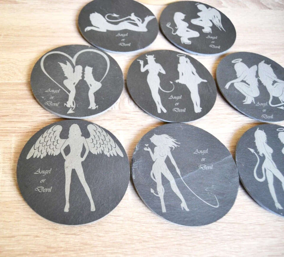 Juego de 8 posavasos redondos de Pizarra colección Angel or Devil grabado laser. - Imagen 2 de 4