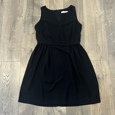 Women's Ann Taylor LOFT Sleeveless Black Dress Size 8 - Knee Length V Neck Poly