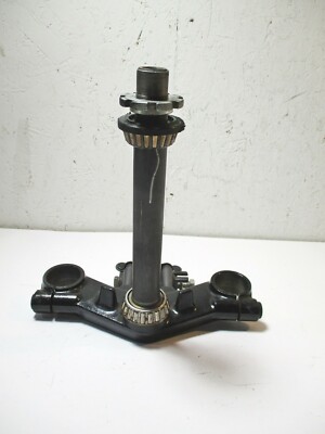 KAWASAKI ZX750 LOWER FORK HOLDER 44037-1111 ZX 750 GPZ ZX750A 1983