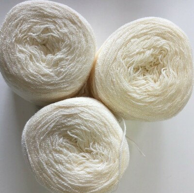 Lace yarn Crystal Color 09-Cream. Acrylic Rayon. 900 yds.per ball. 1 lot of 3 .