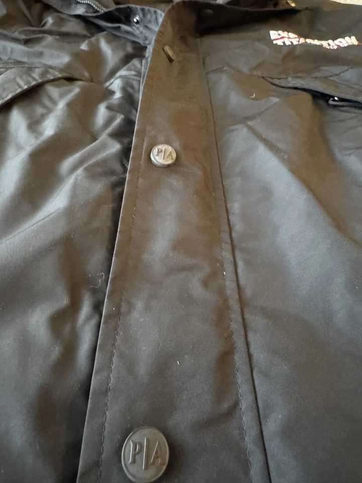 RMS TITANIC WOODS HOLE 2010 WRECK EXPEDITION CREW JACKET XL WHITE STAR LINE - Image 4 of 4