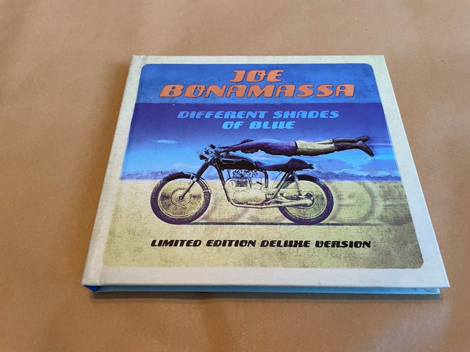 Joe Bonamassa- Different Shades Of Blue [Ltd. Edition Digibook] - 2014 Deluxe Cd