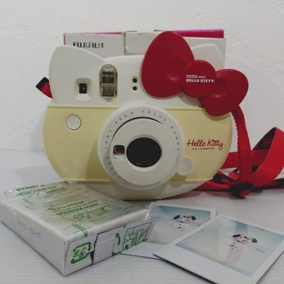 【excellent+++++++】 Fujifilm  Sanrio Hello kitty Instax mini Instant  Film Camera