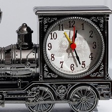 Kreative Desktop Uhr für Kinderzimmer im Lustigen Eisenbahn Design