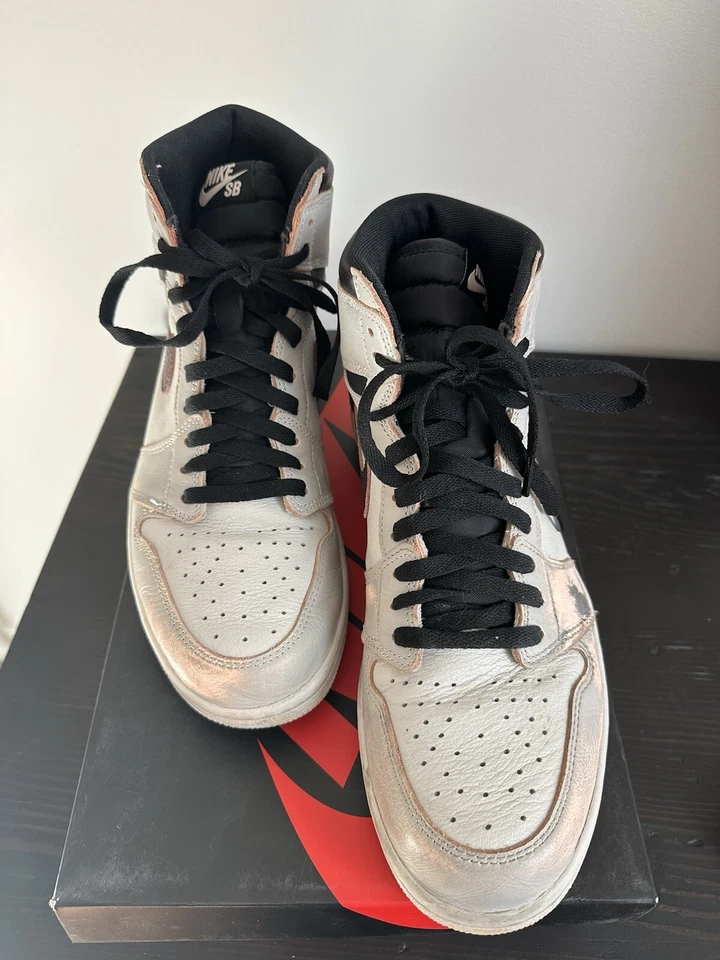 Nike Air Jordan 1 High OG Defiant - Talla 11, Hueso Claro/Negro  Foto 4 de 4