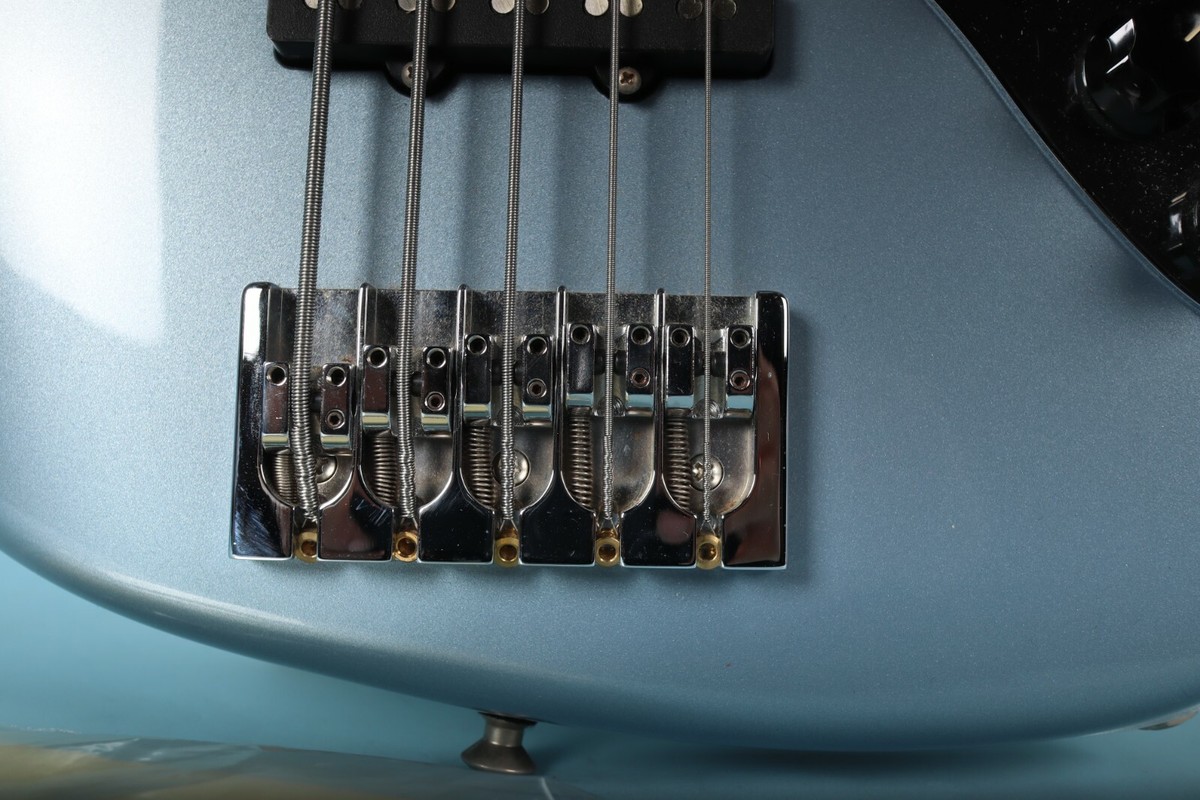 ベース Mike Lull M5V Mike Lull M5V 5-String Bass: Block inlays, Birdseye Maple