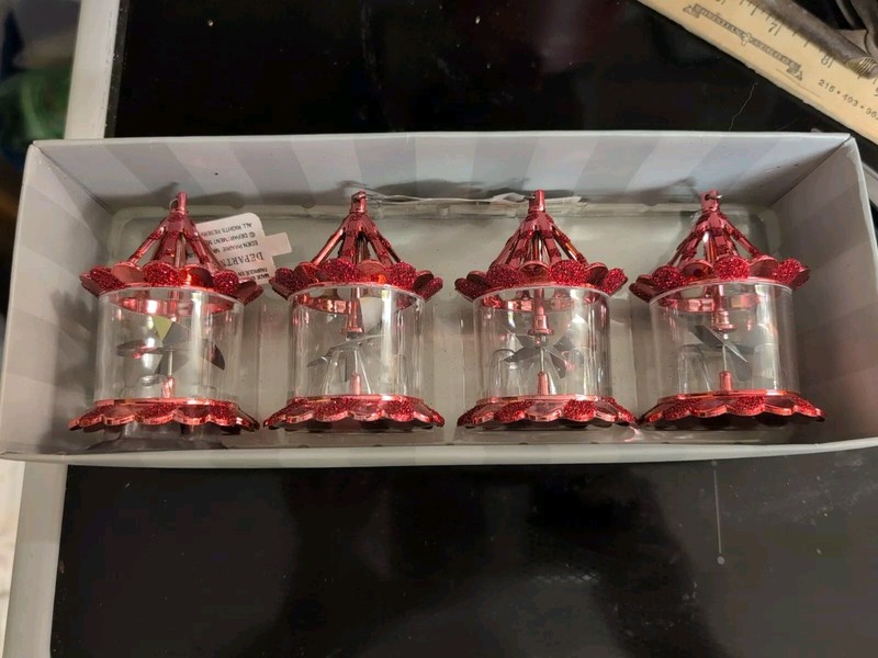 Dept 56 Hard Plastic Spinner Twinkler Pinwheel Christmas Ornaments Red New