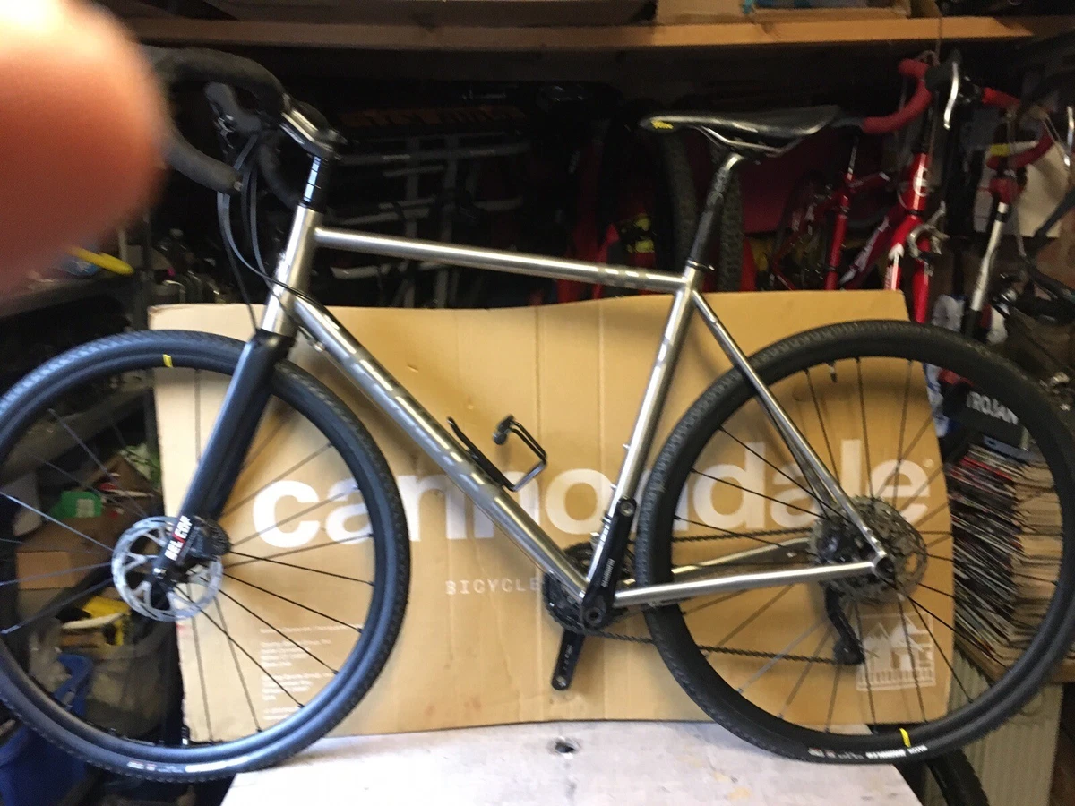PLANET X. HURRICANE TITANIUM. BIKE