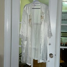 Enchanting silky white lingerie robe night gown plus size pajamas vintage 1X NWT