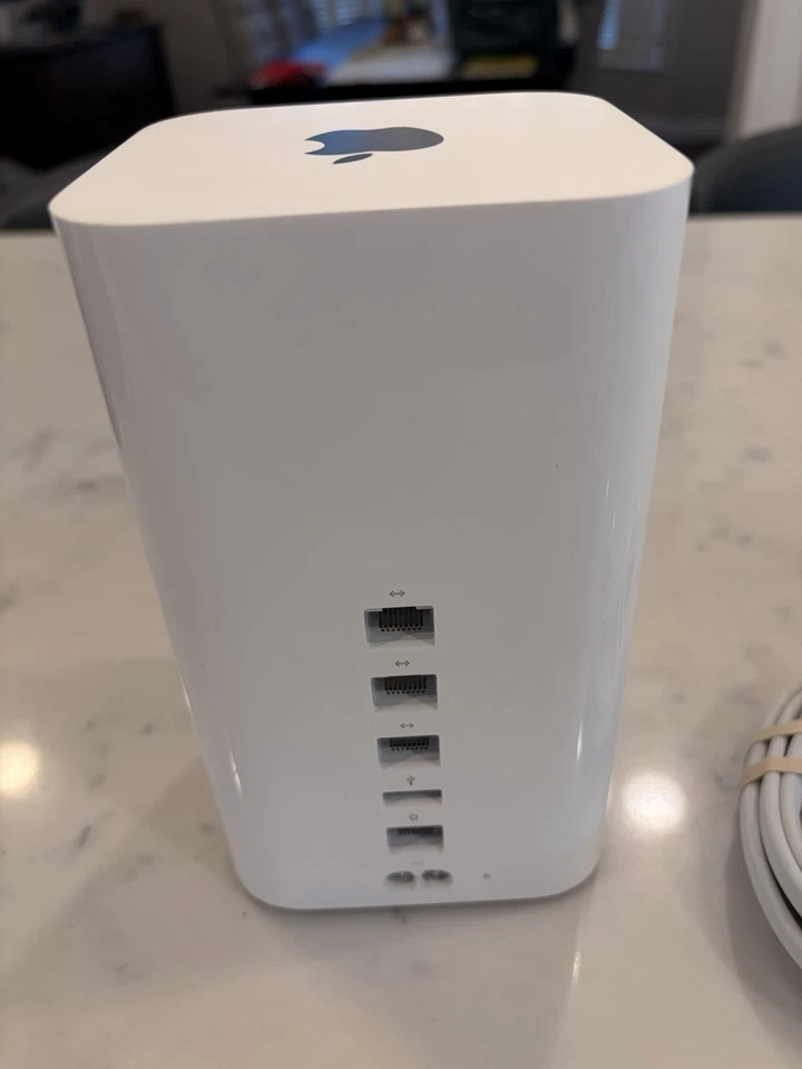 Apple Airport Extreme Time Capsule 2TB 5th Generation Model A1470 - Image 2 of 2