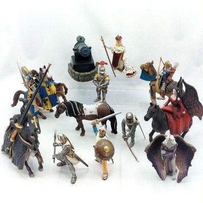 Shleihi Bayara World of Night Figure #f668b1