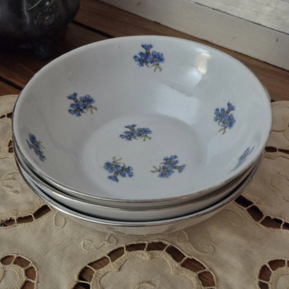 Vintage Polish China Chodziez Floral 5" Width Set Of 3 Blue White Silver Rimmed  - Image 4 of 4