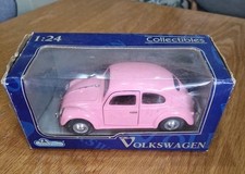 Sunnyside 1:24 Scale Volkswagen Beetle In Pink SS7707W.
