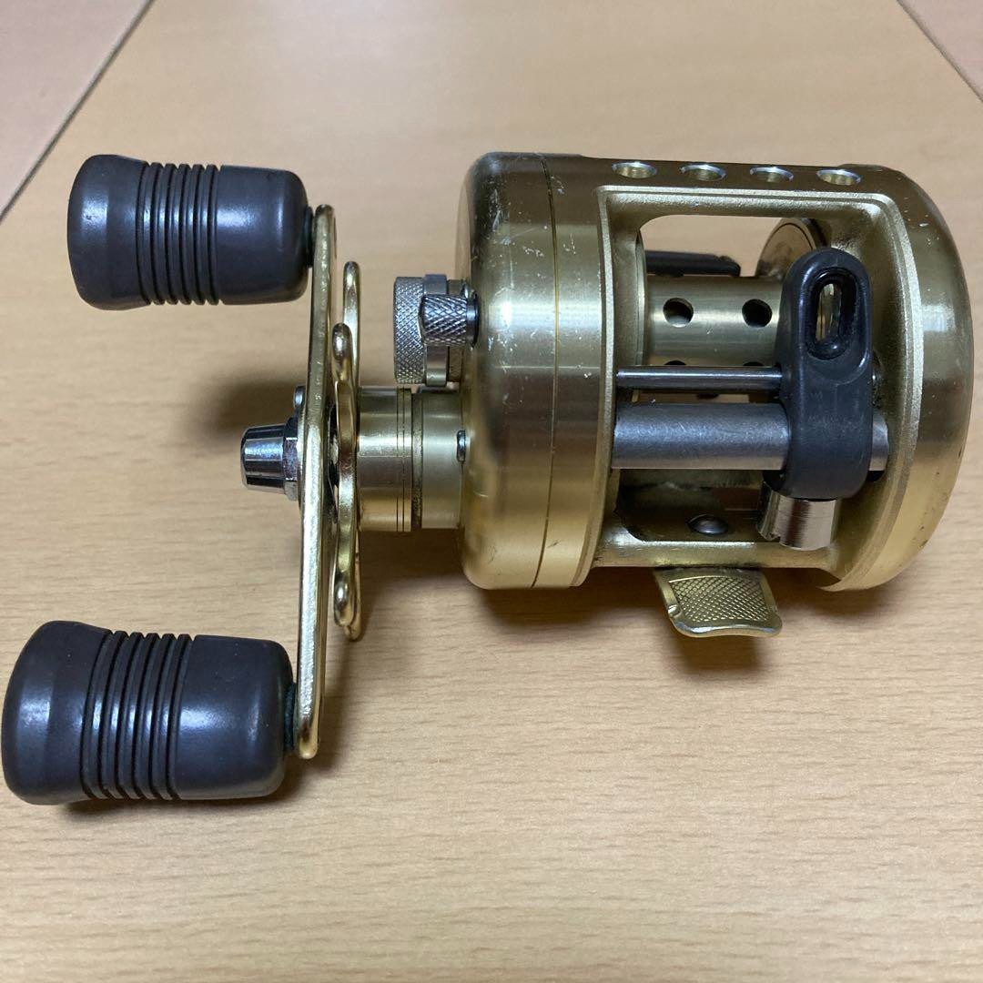 Shimano Calcutta リール ゴールド　100xt シマノ Calcutta 100XT ゴールド リール Shimano Calcutta
