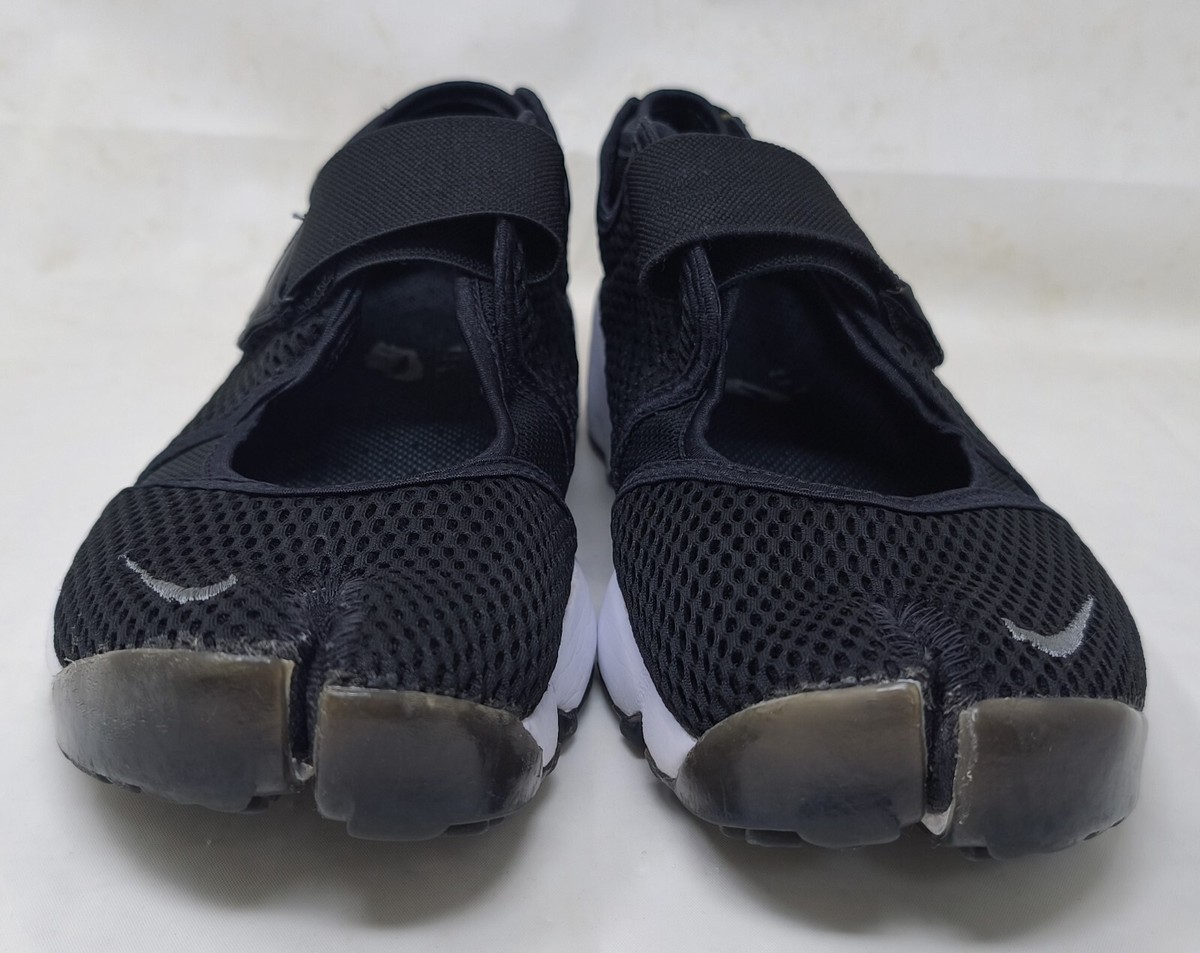 Size 11 - Nike Wmns Air Rift BR Black/White 2021 848386-001 | eBay