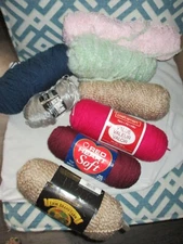 LOT YARN LION BRAND ROCOCO OREO RED CRAFT SMART PATONS METALLIC SOFT BLUE PINK
