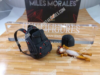 Hot Toys VGM46 Spider Man Miles Morales 1/6 action figure's backpack spider cat