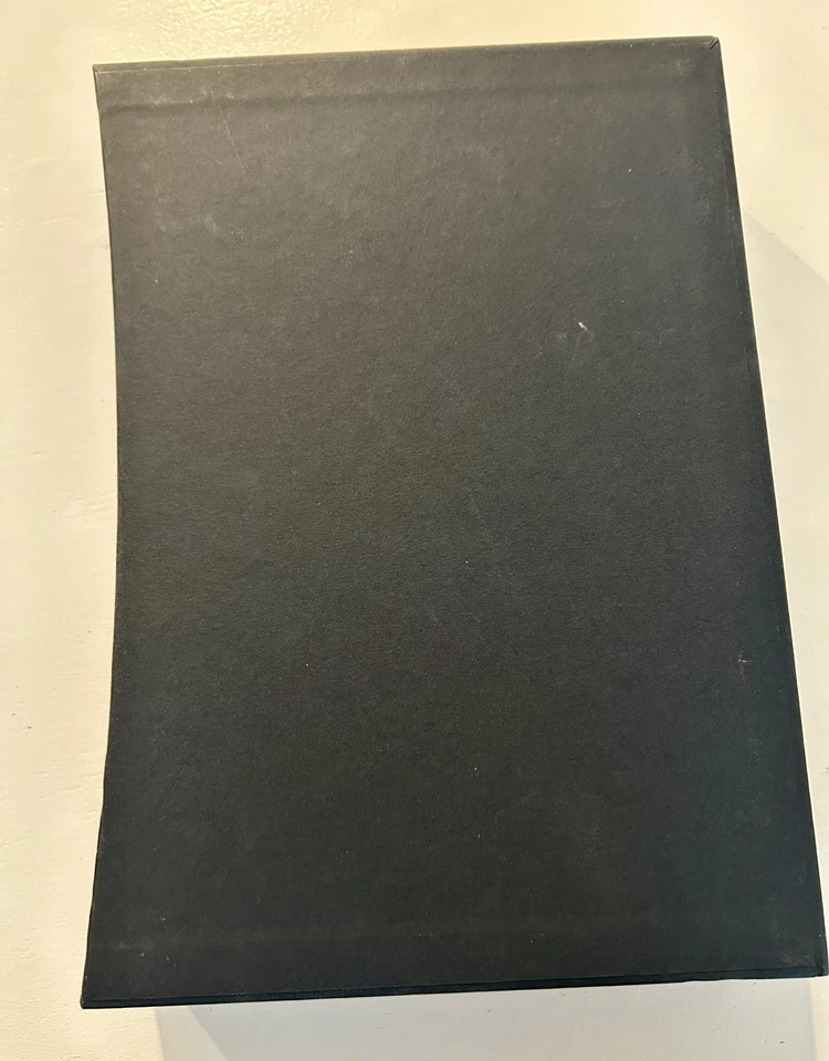 The Sea, The Sea Iris Murdoch Folio Society HC in Slipcase Illus. By T. Kiuchi - Image 4 of 4