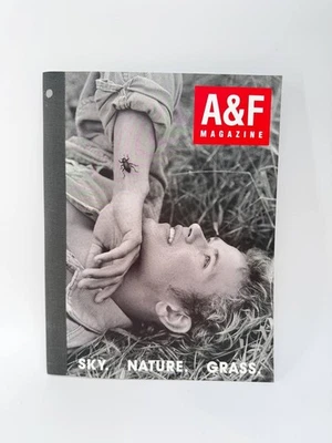 アバクロンビー　アンド　フィッチ　 A&F カタログ　2003〜2005年8冊 abercrombie magazine products for sale | eBay