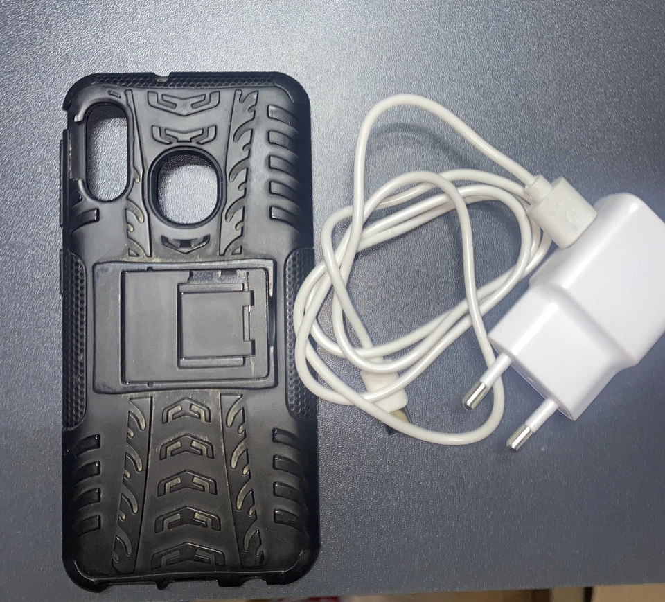 Samsung Galaxy A20e 32GB Blau Dual SIM ohne Simlock, Foto 3 von 3