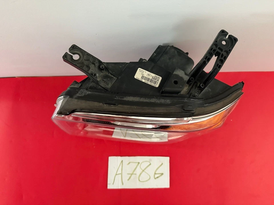 GMC Sierra 2500 3500 HD 2016-2019 juego de faros de xenón HID derecho e izquierdo OEM 786 Foto 4 de 4