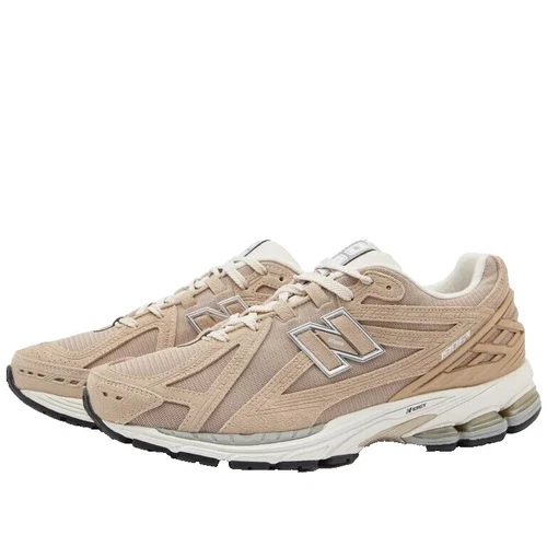 New Balance Clothing, Shoes & Accessories