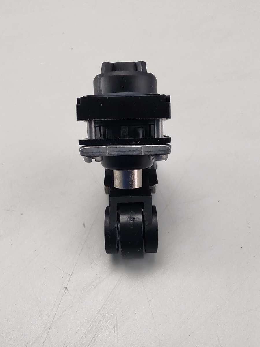 Telemecanique ZCKD21 Limit Switch Head 064672 | eBay
