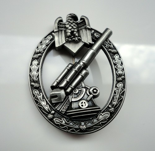 German Flak Wehrmacht Armoured Division decoration Repro WW2 #450 - Imagen 3 de 4