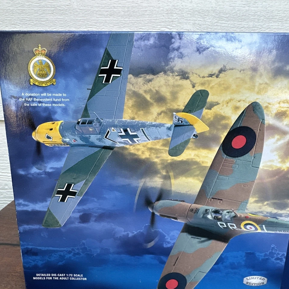 Авиационный архив Corgi Supermarine Spitfire MK1 Messershmitt BF 109E Великобритания WW2 - Изображение 3 из 4