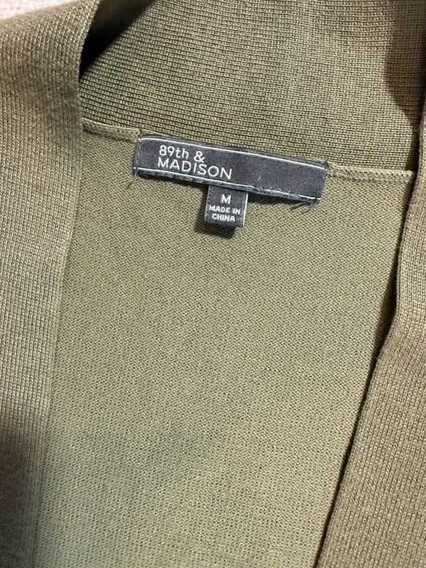 89th & Madison Khaki Green Cropped Cardigan Open Front Short Sleeve Knit Medium image 2