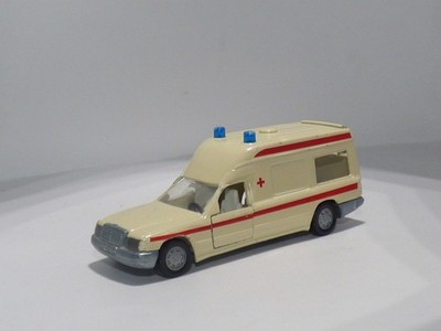 Siku Mercedes-Benz 260E Binz Ambulance