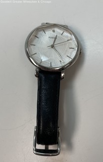Fossil Silver Tone Ladies Stainless Steel Watch 32.1g