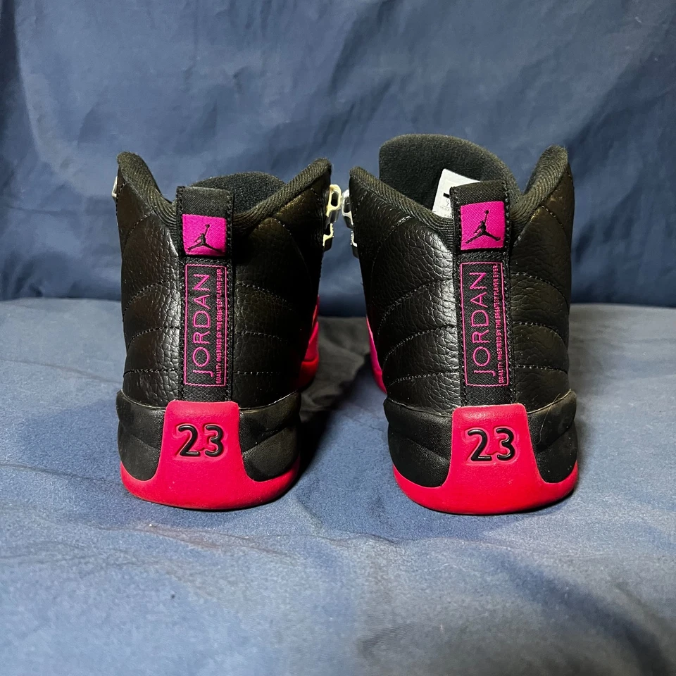 Nike Air Jordan 12 Retro GS Deadly Pink – Size 7Y – Womens sz 8.5 - Pre-owned - Image 4 of 4