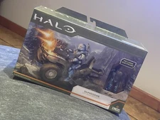 Jazwares Halo Infinite GUNGOOSE with SPARTAN CELOX (Figure & Vehicle set) NEW