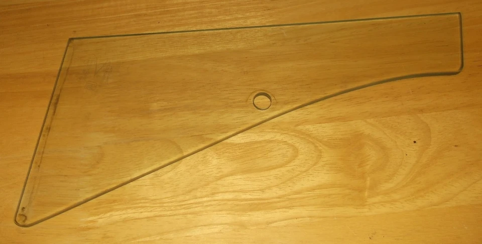 1963 CHRYSLER NEW YORKER SALON 4 DOOR HARDTOP FRONT VENT GLASS (NON-TINT) - Image 4 of 4