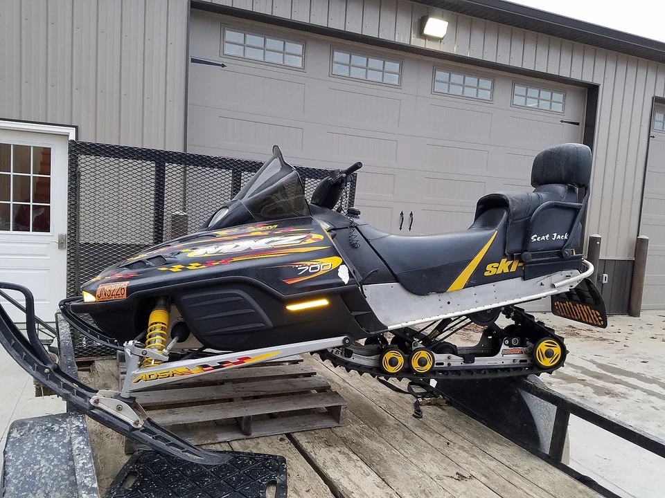 02 SKI DOO SKIDOO MXZ 700 01 00 600 504151917 PISTA DE TRANSMISIÓN DE GOMA 800 500 15X121 Foto 3 de 4