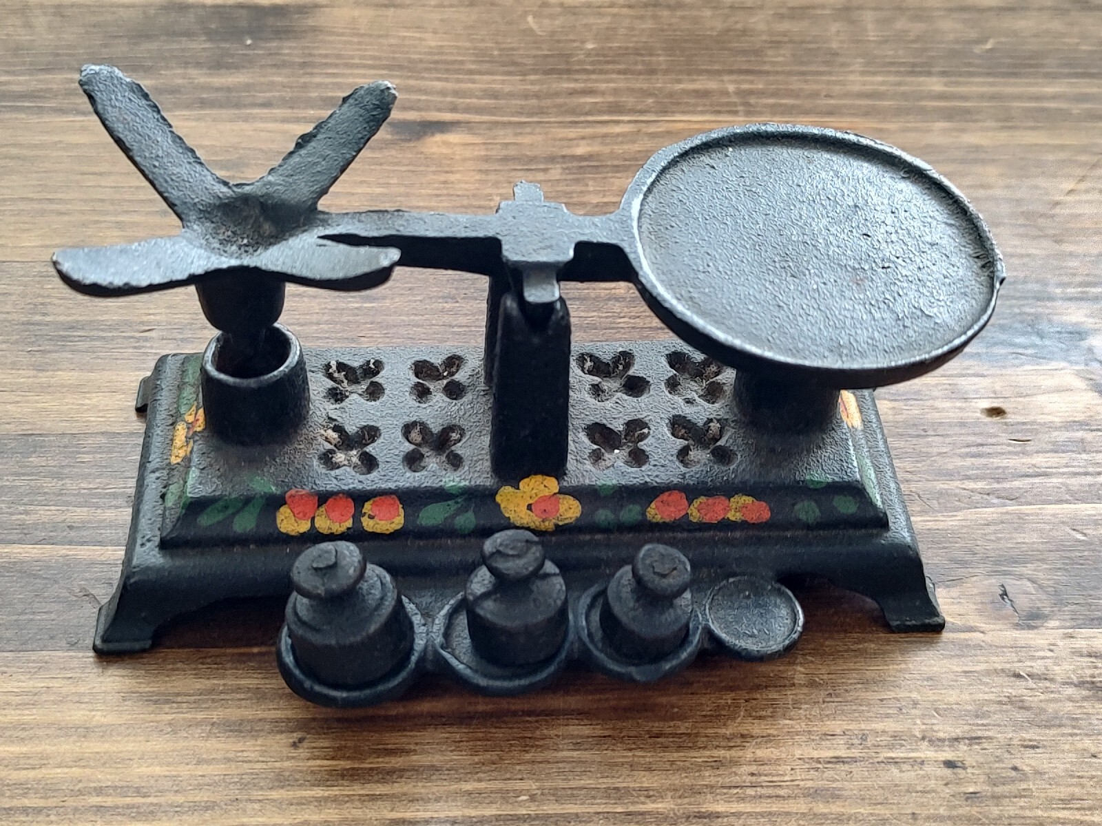 Vintage Miniature Cast Iron Balance Scale With Weights eBay