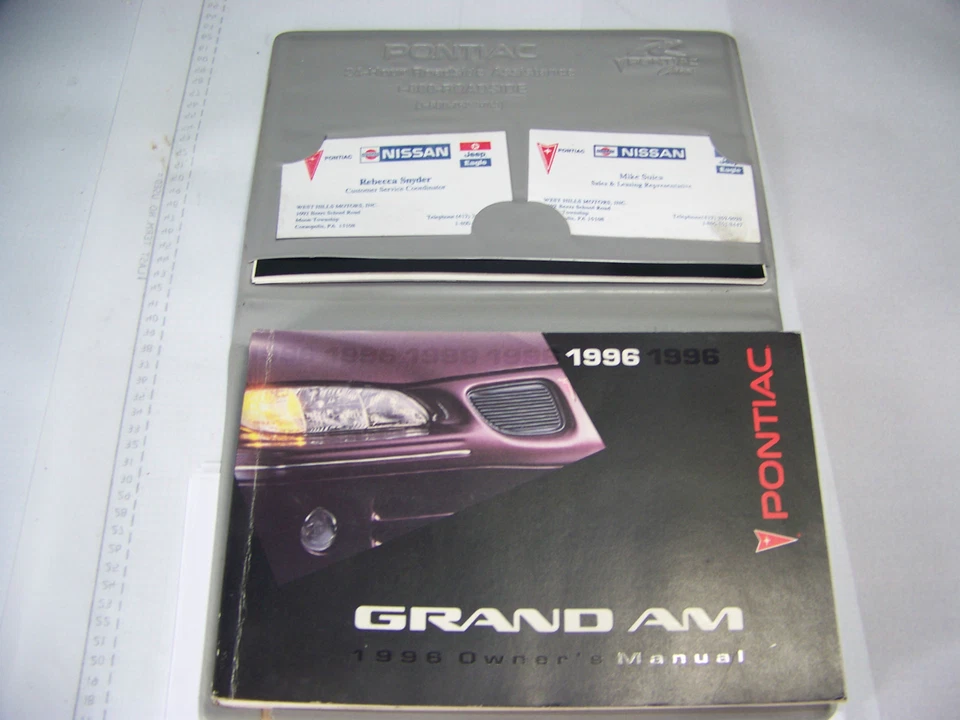 1996 PONTIAC GRAND AM OWNERS PORTFOLIO - Image 2 of 2