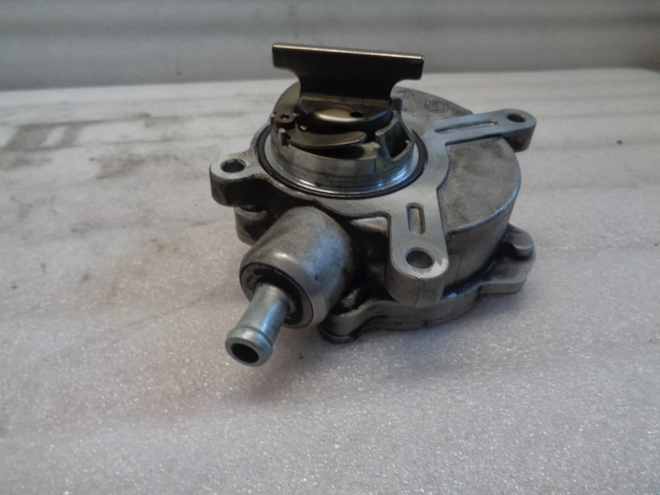 BMW 745Li E65 2002-2005 bomba de vacío de freno 7545384 OEM LK807252 Foto 4 de 4