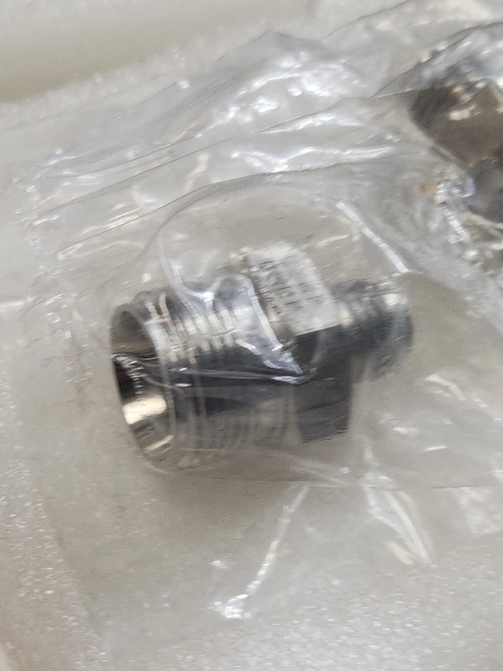 Stainless Reducing Union 1/2" ToD X 1/4" ToD  Parker 8RU4-316  Bodies Only 3 Pk - Image 4 of 4