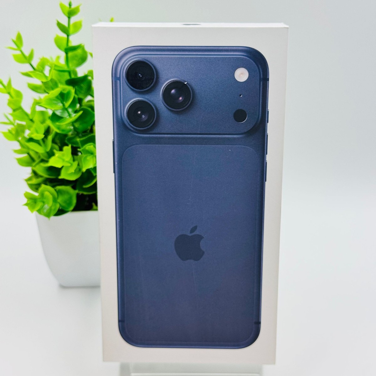 Apple iPhone 17 Pro Max 2TB Blue Verizon SIM Locked ✓ Mint