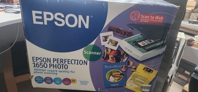 EPSON Perfection 1650 Fotoscanner mit allen Kabeln