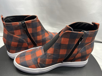 CRAZY TRAIN~ Plaid Ankle Bootie Sneaker ~ Red~black Size 9 Women s
