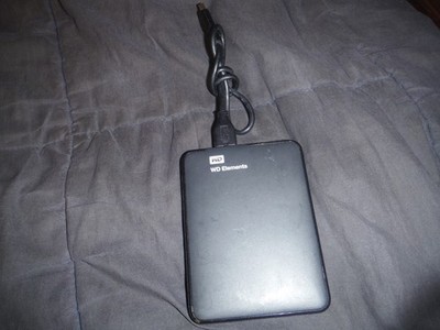 Western Digital Elements  Hard drive 1TB, External (WDBUZG0010BBK-05)