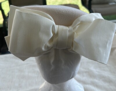 Eric Javits Cream & Gold Big Bow Beret Hat Eric Javits Cream & Gold Big Bow Beret Hat | eBay main image 3