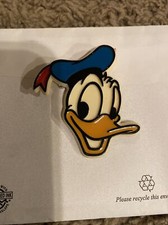 Vintage Disney DONALD DUCK Plastic Badge 1970's Made in USA Walt Disney Pin 2