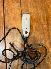 Andis Outliner II W/ T Outliner Blade