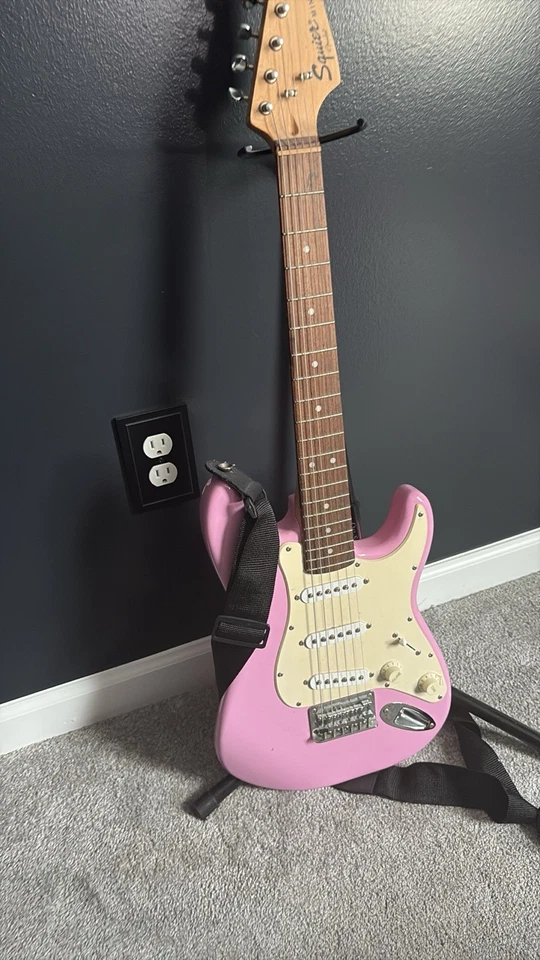 Guitarra eléctrica de 6 cuerdas Foto 3 de 4