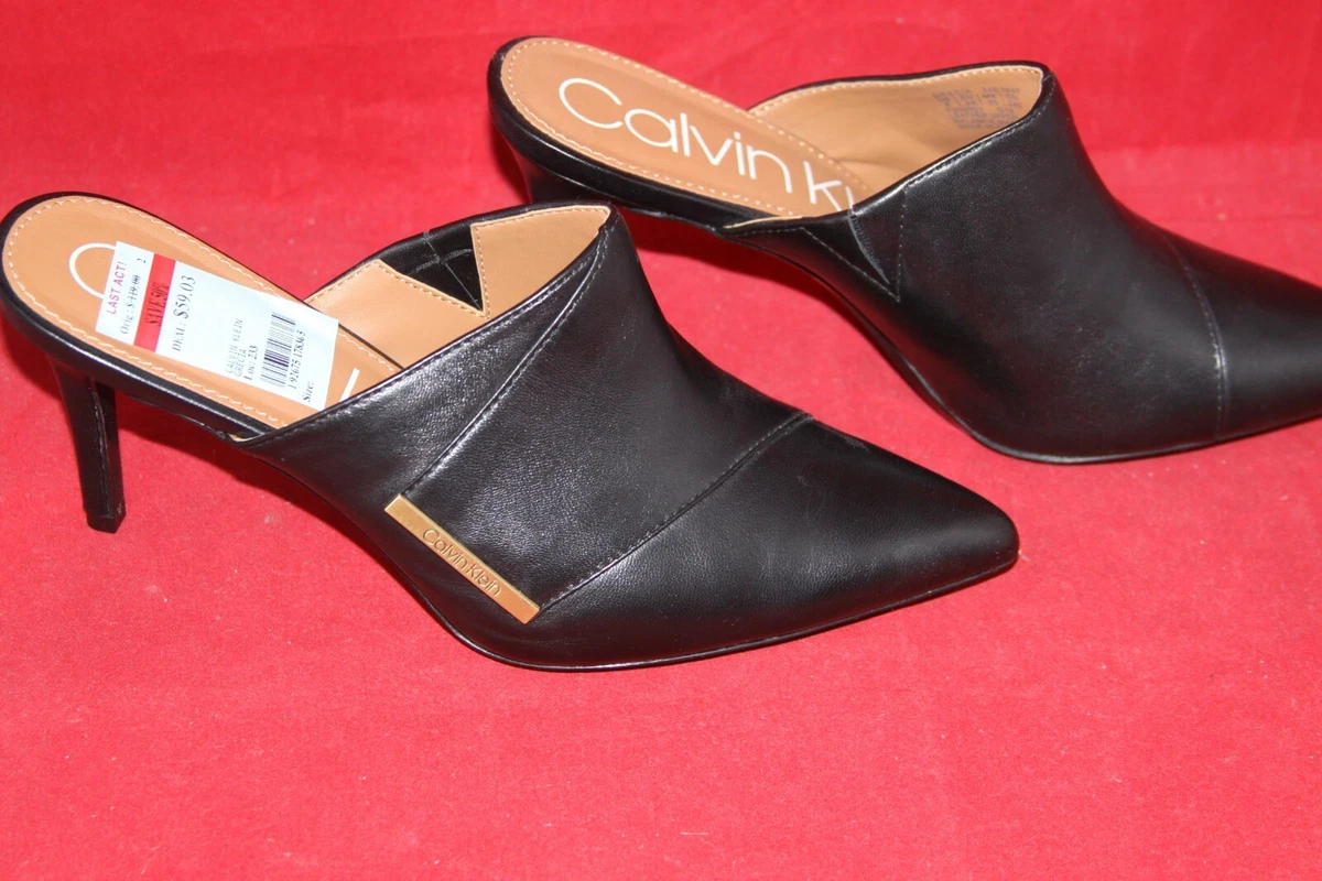 Calvin klein women's grecia pump deals